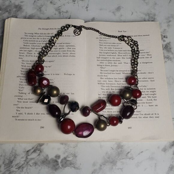 Erica Lyons Maroon Multicolored Chunky Beaded Necklace - Picture 1 of 6